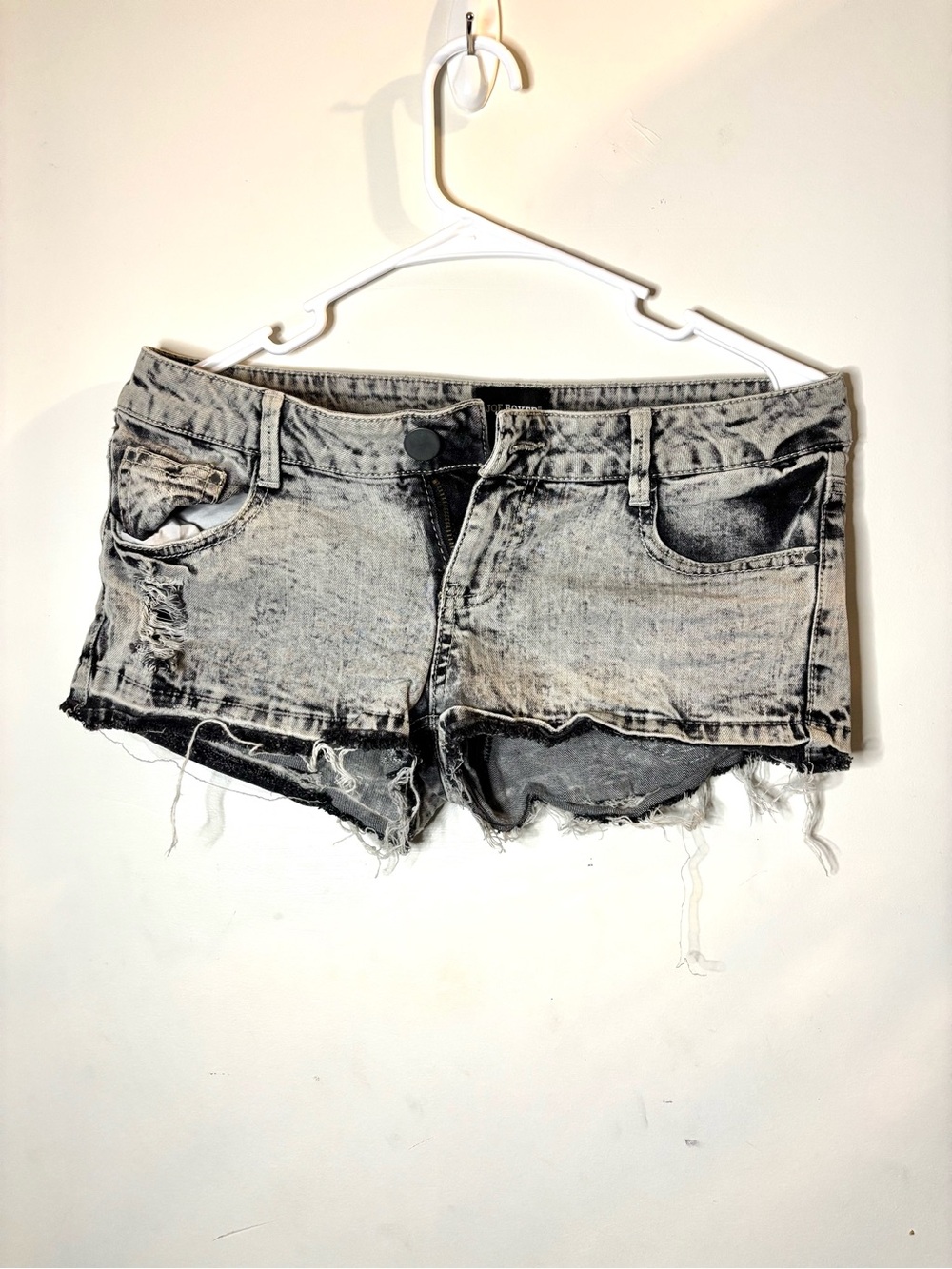 Joe Boxer Women's Bleach-Wash Distressed Denim Shorts - Gray